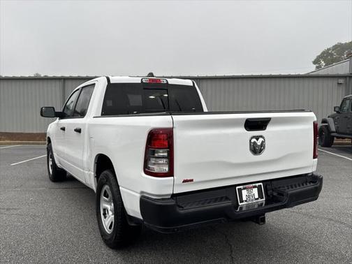 2023 RAM 1500 Tradesman Crew Cab 4x2 57' Box