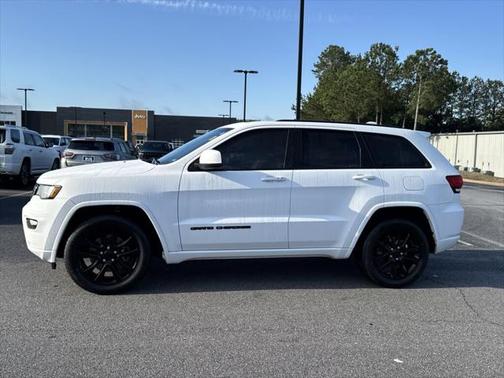 2021 Jeep Grand Cherokee Laredo X 4x2