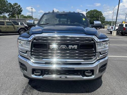 2022 RAM 3500 Limited Crew Cab 4x4 8 Box