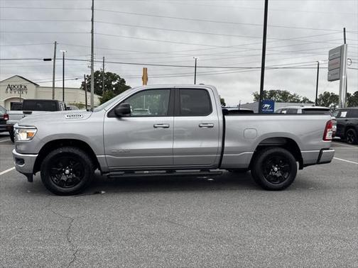 2022 RAM 1500 Big Horn Quad Cab 4x4 64' Box
