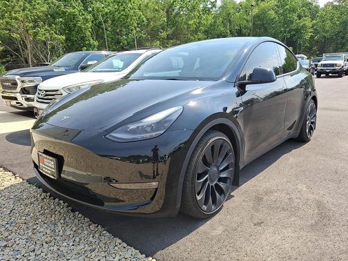 Solid Black 2022 Tesla Model Y Performance
