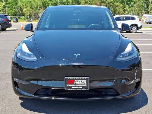 Solid Black 2022 Tesla Model Y Performance