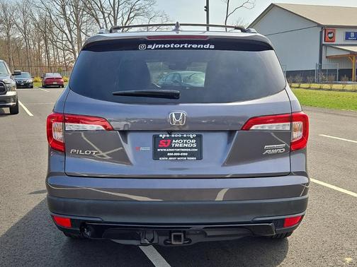 Sonic Gray Pearl 2022 Honda Pilot Special Edition