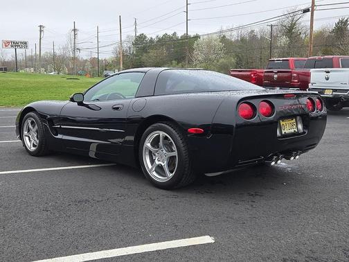 Black 2001 Chevrolet Corvette