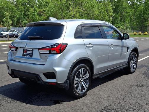 Alloy Silver Metallic 2022 Mitsubishi Outlander Sport 2.0 SE