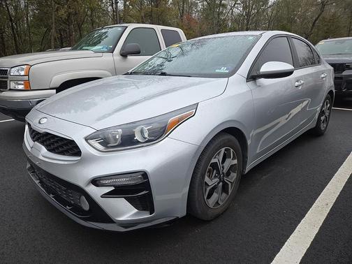 Silky Silver 2019 Kia Forte LXS