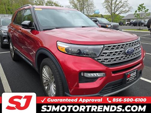 Rapid Red Metallic Tinted Clearcoat 2022 Ford Explorer Limited