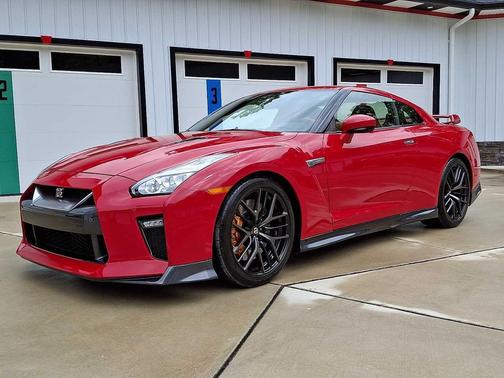 Solid Red 2017 Nissan GT-R Premium