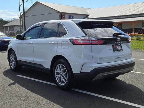 Star White 2024 Ford Edge SEL