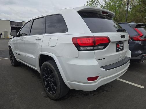 Bright White Clearcoat 2020 Jeep Grand Cherokee Altitude