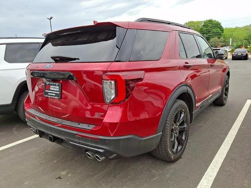 Rapid Red Metallic Tinted Clearcoat 2020 Ford Explorer ST