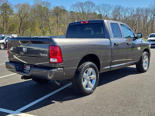 Granite Crystal Clearcoat Metallic 2019 RAM 1500 Classic Tradesman