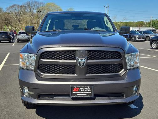 Granite Crystal Clearcoat Metallic 2019 RAM 1500 Classic Tradesman