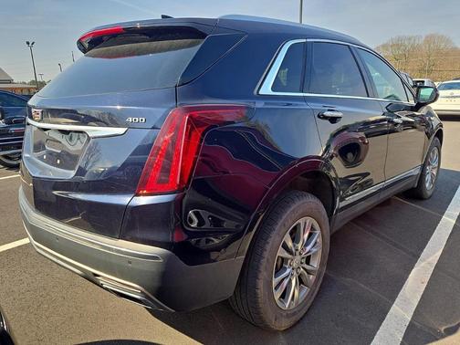 Dark Moon Blue Metallic 2021 Cadillac XT5 Premium Luxury