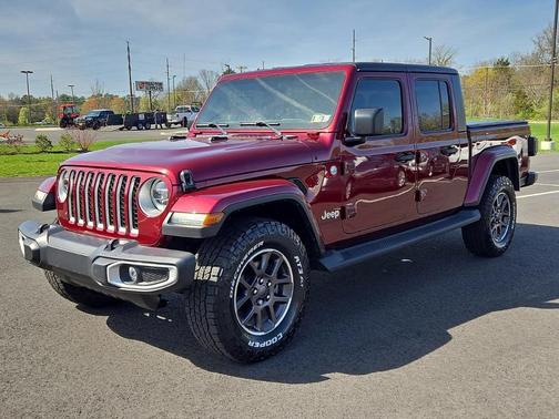 Snazzberry Pearlcoat 2021 Jeep Gladiator Overland