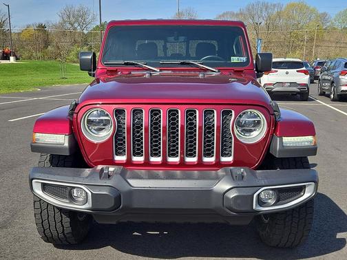 2021 Jeep Gladiator Overland