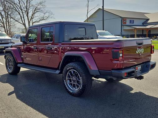 Snazzberry Pearlcoat 2021 Jeep Gladiator Overland