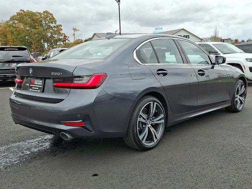 Mineral Gray Metallic 2021 BMW 330 i xDrive