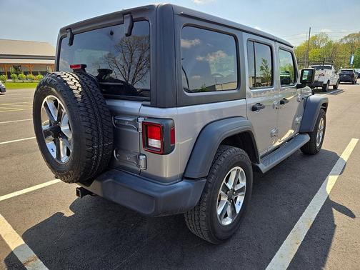 Billet Silver Clearcoat Metallic 2018 Jeep Wrangler Unlimited Sport S