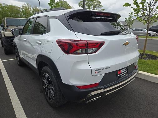 Summit White 2023 Chevrolet Trailblazer ACTIV