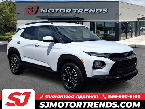 Summit White 2023 Chevrolet Trailblazer ACTIV