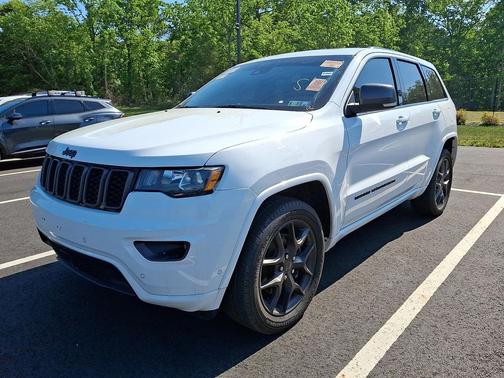 Bright White Clearcoat 2021 Jeep Grand Cherokee Limited