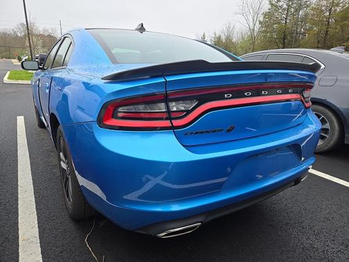 B5 Blue Pearlcoat 2019 Dodge Charger SXT
