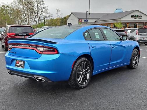 B5 Blue Pearlcoat 2019 Dodge Charger SXT