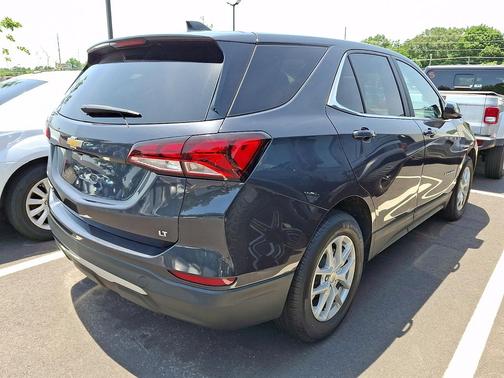 Mosaic Black Metallic 2022 Chevrolet Equinox 1LT