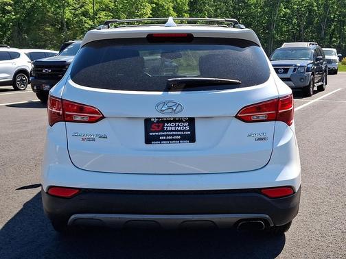 Frost White Pearl 2016 Hyundai Santa Fe Sport 2.4L