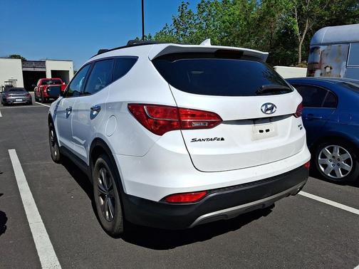 Frost White Pearl 2016 Hyundai Santa Fe Sport 2.4L
