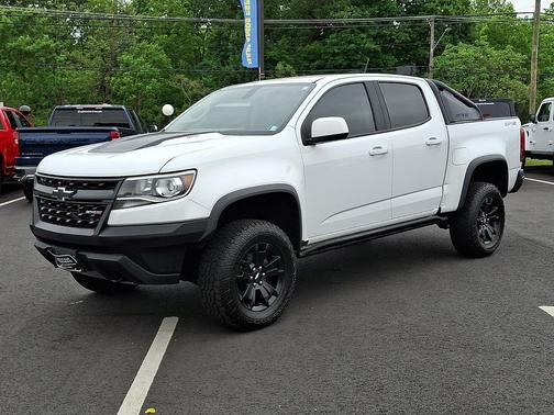 Summit White 2019 Chevrolet Colorado ZR2