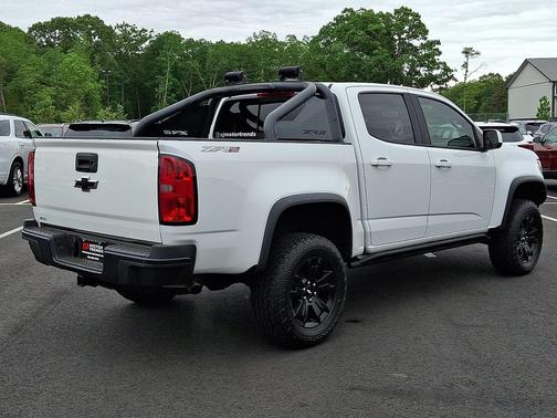 Summit White 2019 Chevrolet Colorado ZR2