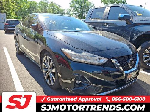 Black 2019 Nissan Maxima 3.5 Platinum