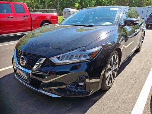 Black 2019 Nissan Maxima 3.5 Platinum