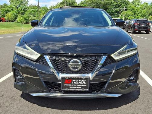 Black 2019 Nissan Maxima 3.5 Platinum