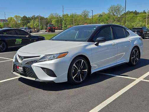 Wind Chill Pearl 2020 Toyota Camry XSE V6