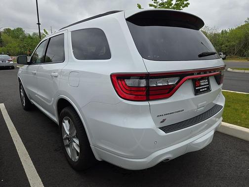 White Knuckle Clearcoat 2024 Dodge Durango GT