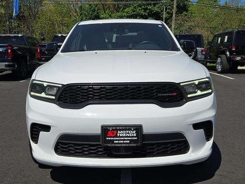White Knuckle Clearcoat 2024 Dodge Durango GT