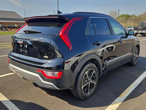 Aurora Black Pearl 2025 Kia Niro EX