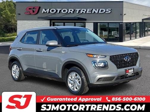 Galactic Gray 2023 Hyundai VENUE SE
