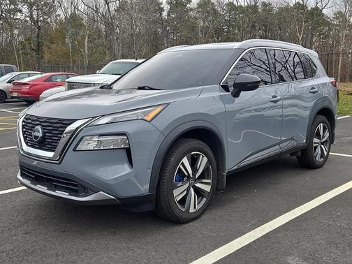 2022 Nissan Rogue SL