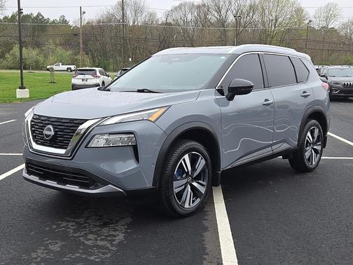 2022 Nissan Rogue SL