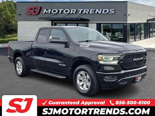 Diamond Black Crystal Pearlcoat 2019 RAM 1500 Big Horn