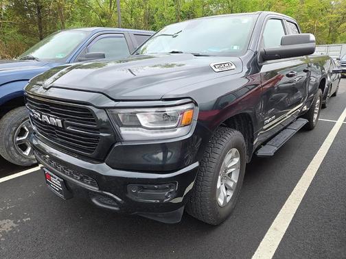Diamond Black Crystal Pearlcoat 2019 RAM 1500 Big Horn
