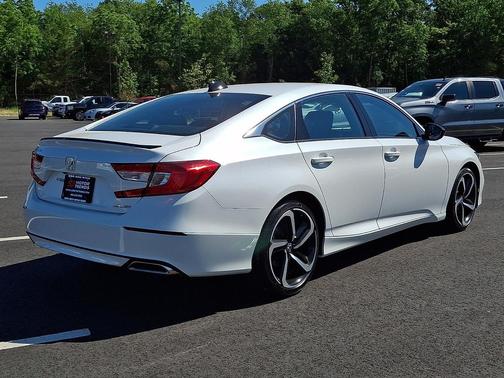 Platinum White Pearl 2022 Honda Accord Sport 1.5T