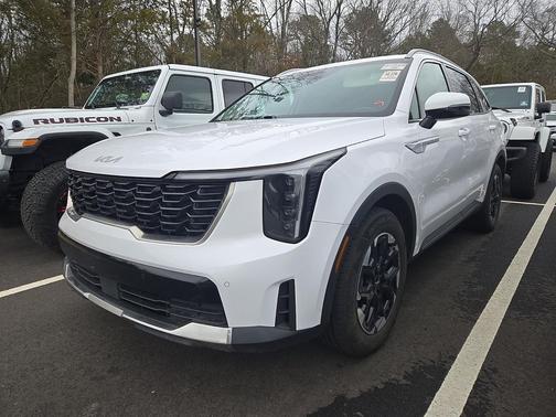 Glacial White Pearl 2024 Kia Sorento S