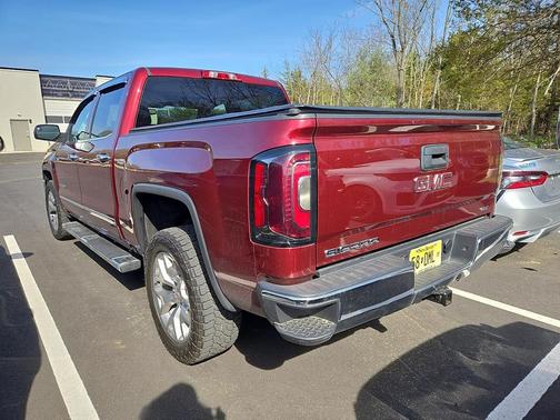 2017 GMC Sierra 1500 SLT