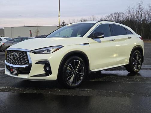 2022 INFINITI QX55 LUXE