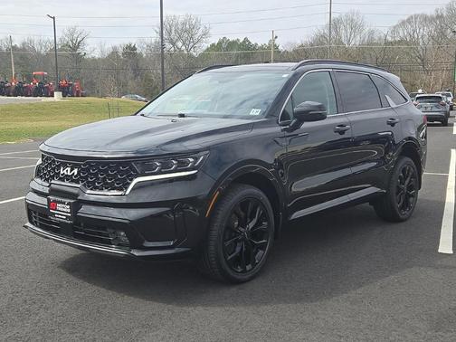 Ebony Black 2022 Kia Sorento SX